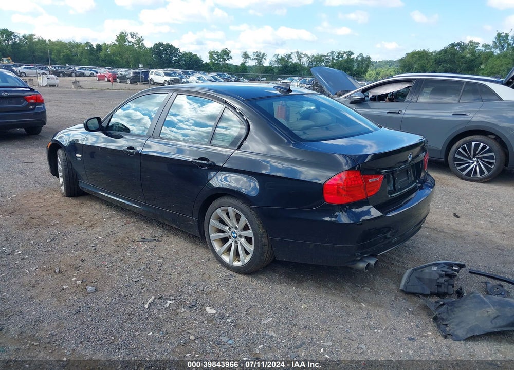2011 BMW 328I XDRIVE VIN: WBAPK7G55BNN70680