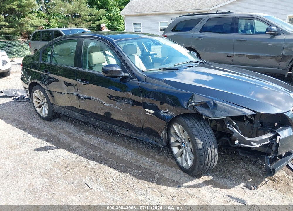 2011 BMW 328I XDRIVE VIN: WBAPK7G55BNN70680