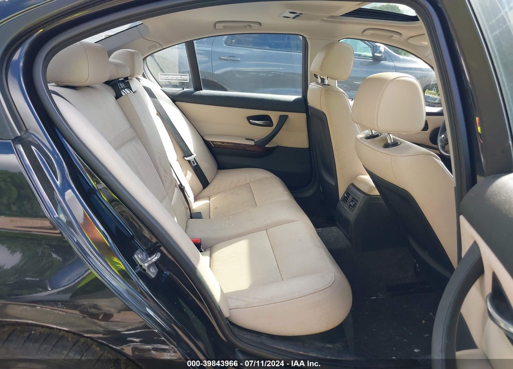 2011 BMW 328I XDRIVE VIN: WBAPK7G55BNN70680