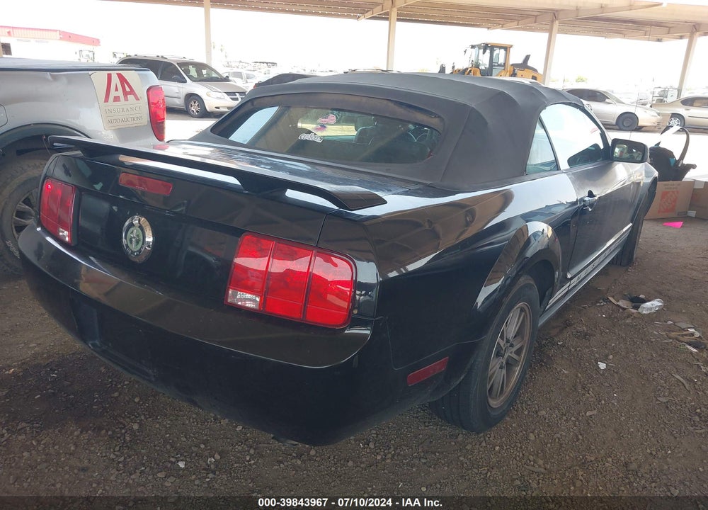 2005 FORD MUSTANG VIN: 1ZVFT84N155232460