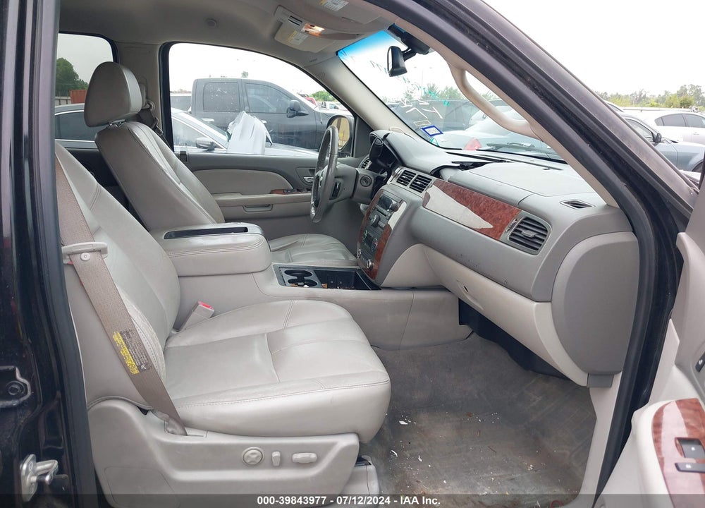2007 CHEVROLET TAHOE LT VIN: 1GNFC13J97R179924