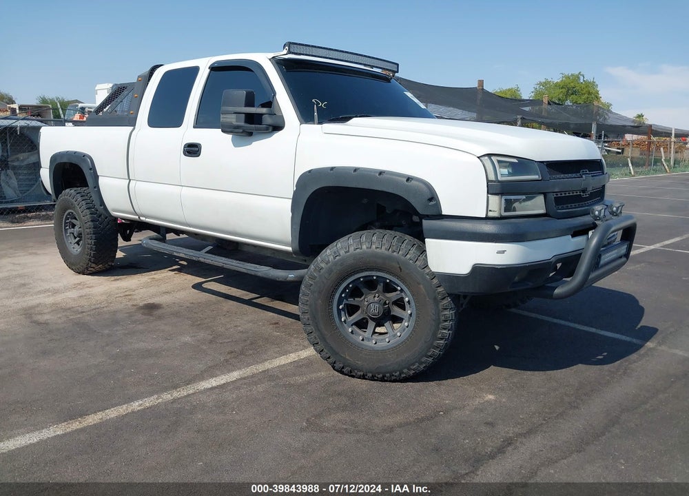 2004 CHEVROLET SILVERADO 1500 LS VIN: 2GCEC19T041304987