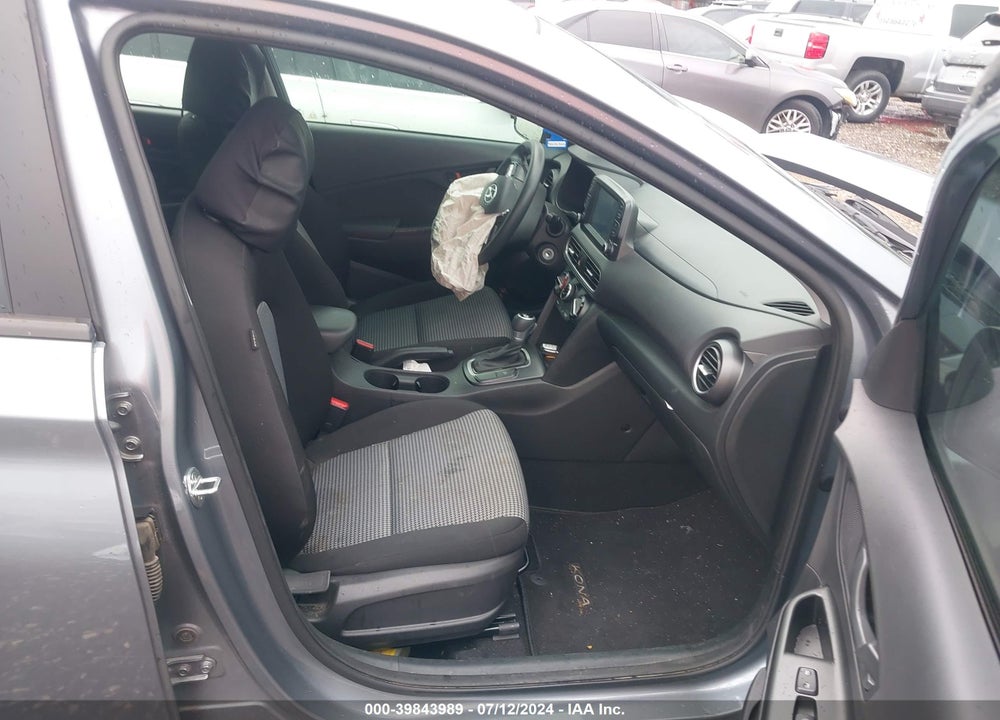 2021 HYUNDAI KONA SE VIN: KM8K12AA3MU664022