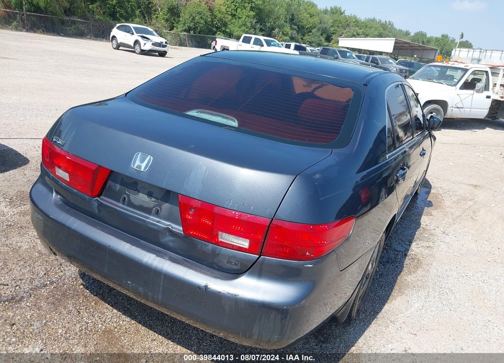 2005 HONDA ACCORD 2.4 EX VIN: 1HGCM56775A037519