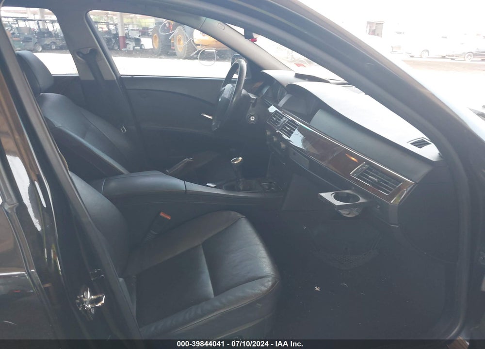 2004 BMW 530I VIN: WBANA73574B048654