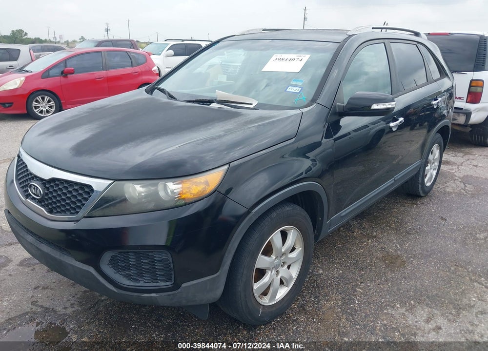 2012 KIA SORENTO LX V6 VIN: 5XYKT4A25CG296543
