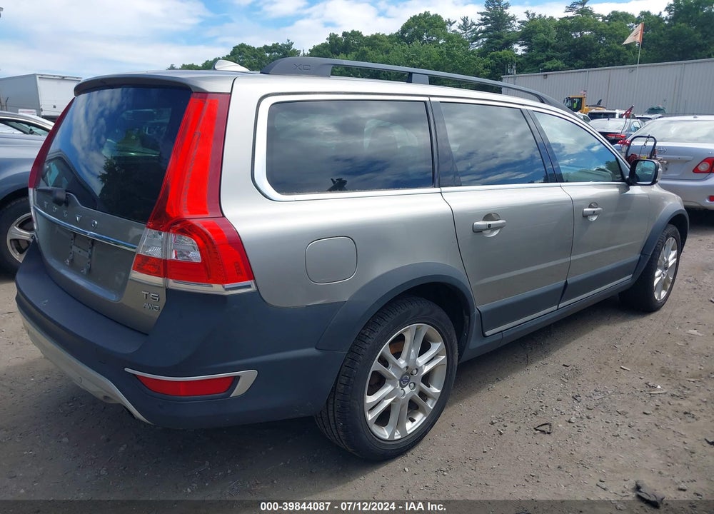 2016 VOLVO XC70 T5 PREMIER VIN: YV4612NK4G1240585