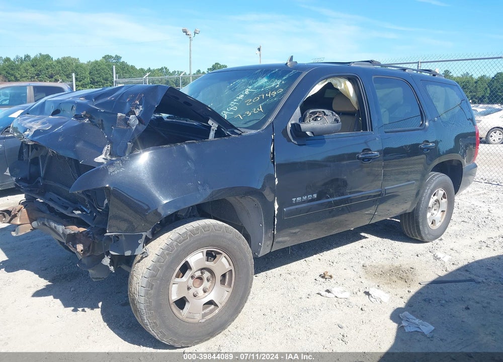 2008 CHEVROLET TAHOE VIN: 1GNFC13028R207460