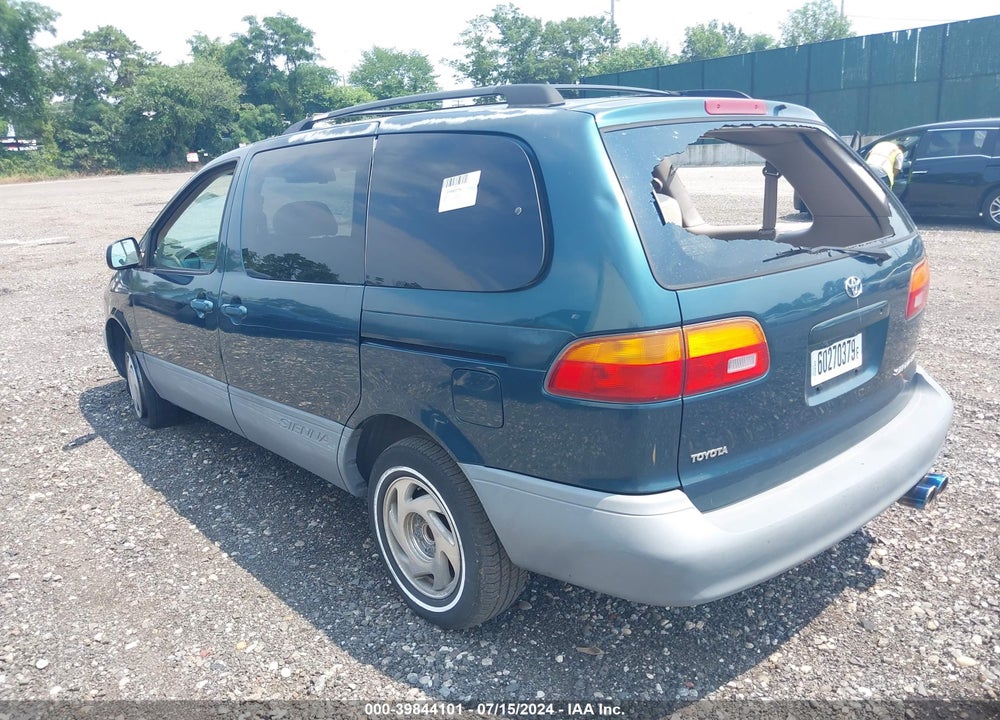 1998 TOYOTA SIENNA LE VIN: 4T3ZF13C9WU012279
