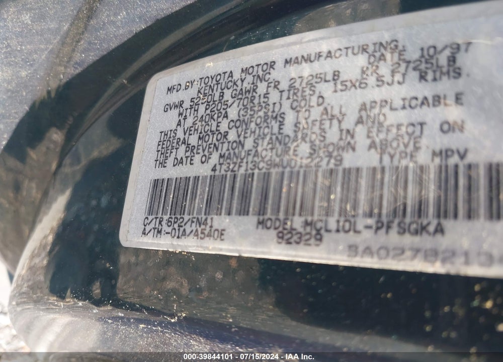 1998 TOYOTA SIENNA LE VIN: 4T3ZF13C9WU012279