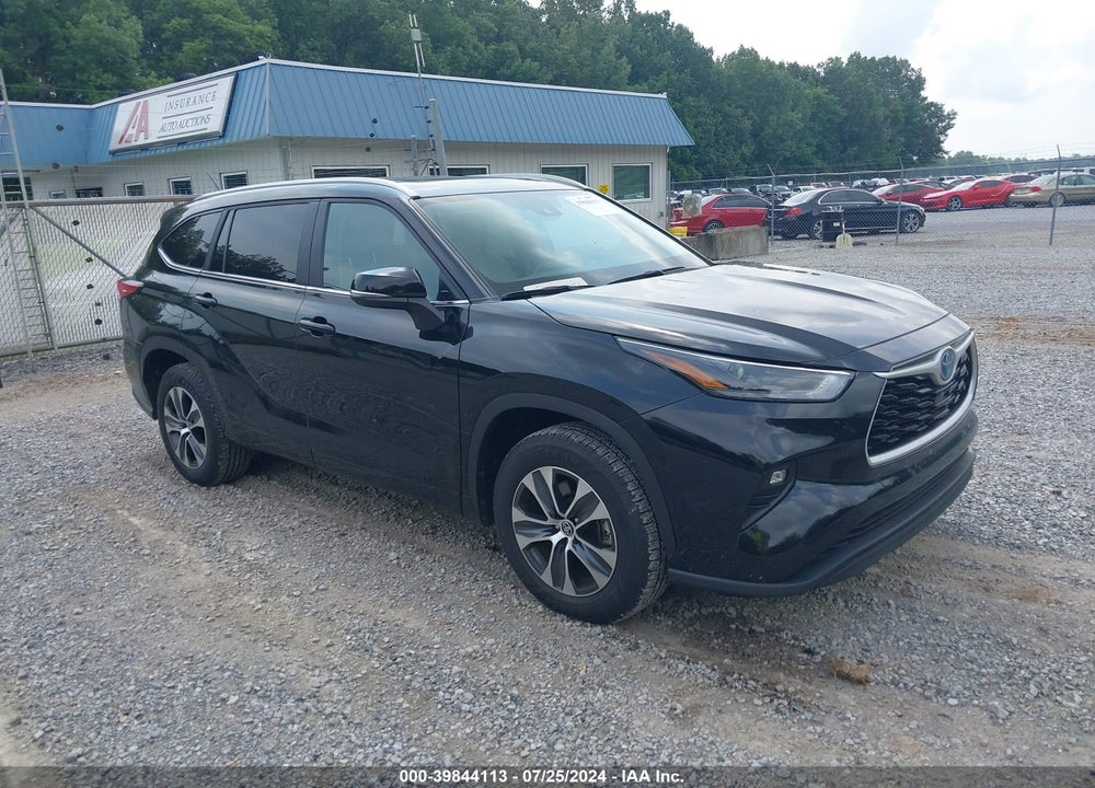 2023 TOYOTA HIGHLANDER HYBRID XLE VIN: 5TDKARAH6PS526252