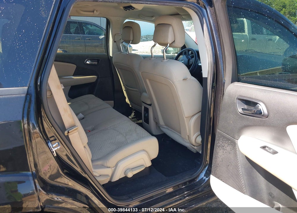 2012 DODGE JOURNEY SXT VIN: 3C4PDCBG1CT235027