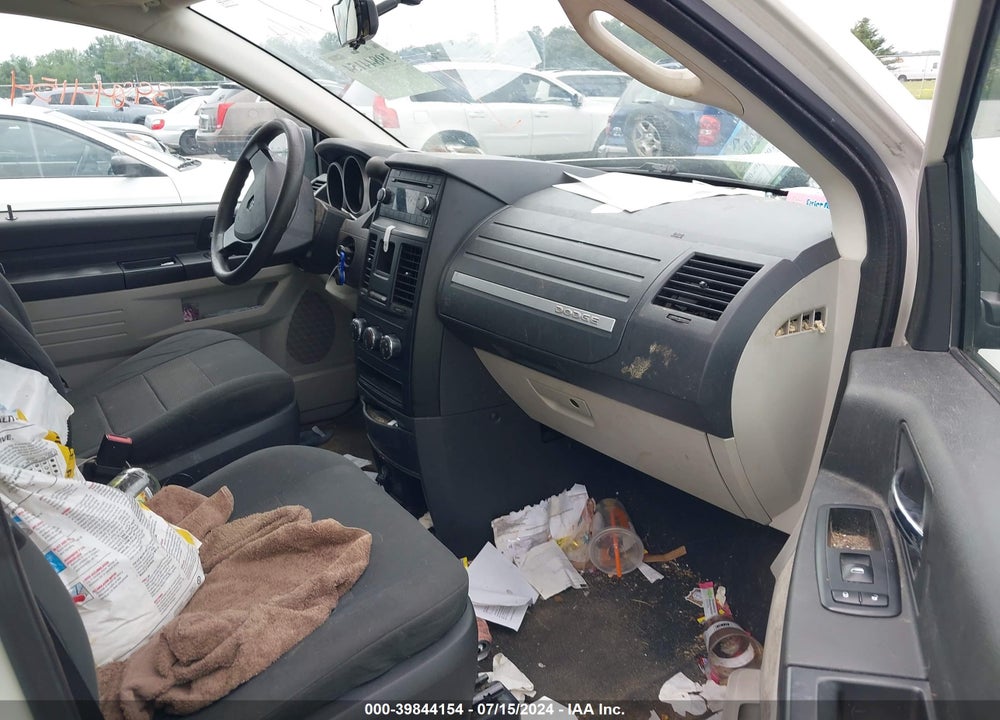 2008 DODGE GRAND CARAVAN SE VIN: 1D8HN44H18B135453
