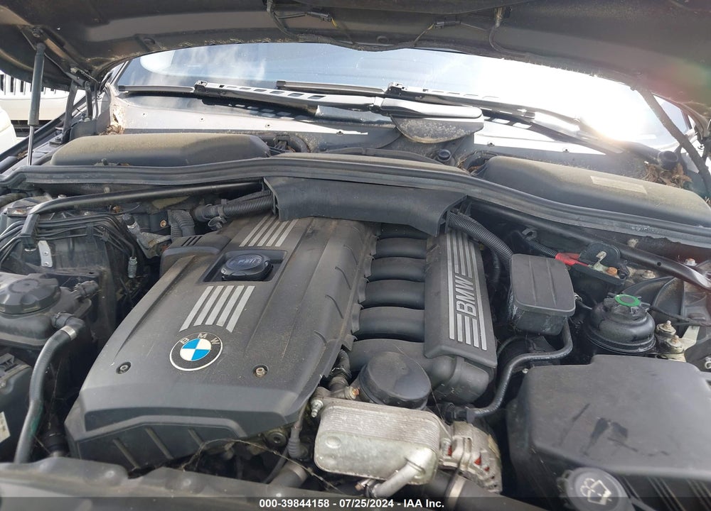 2010 BMW 528I XDRIVE VIN: WBANV1C5XAC156841