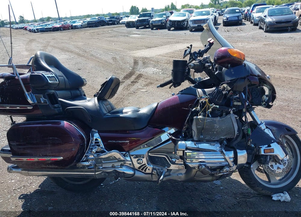 2006 HONDA GL1800 VIN: 1HFSC47H96A504719