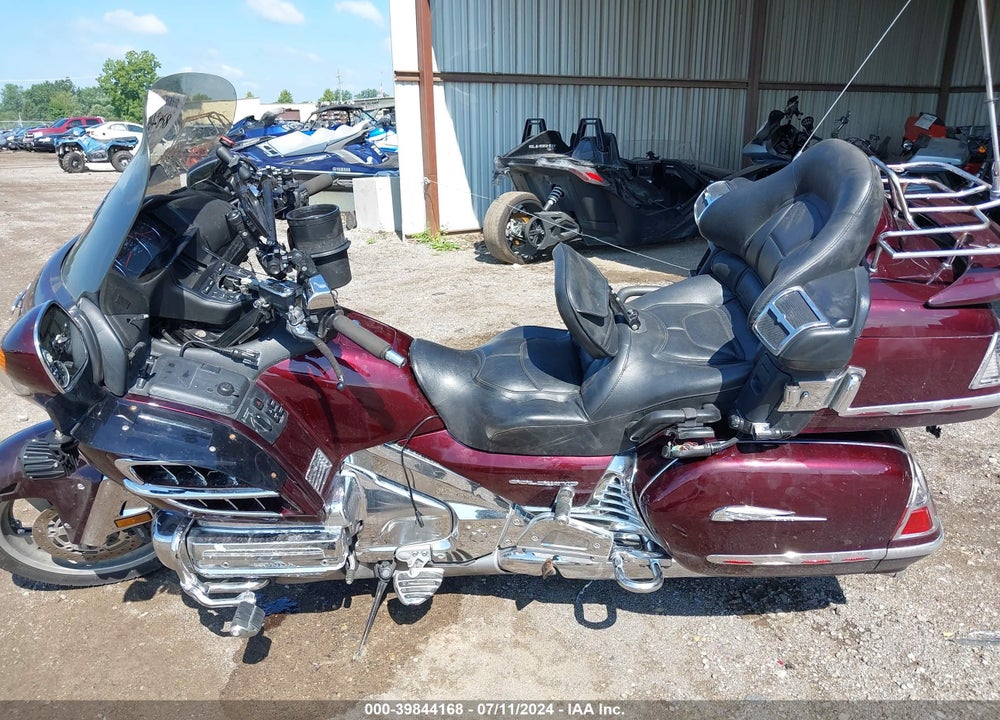 2006 HONDA GL1800 VIN: 1HFSC47H96A504719