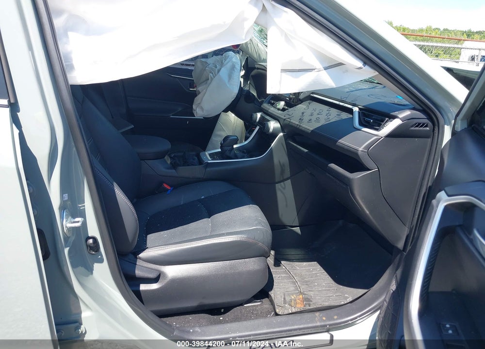 2021 TOYOTA RAV4 VIN: 2T3C1RFVXMW141175