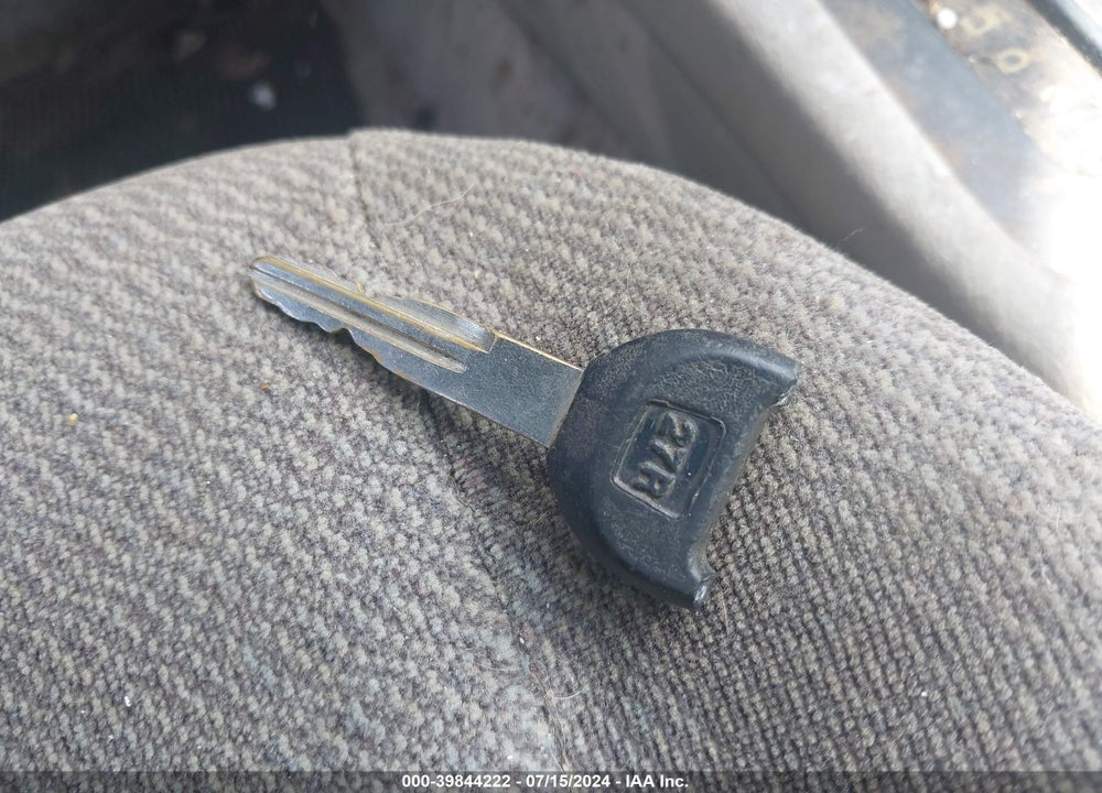 1997 HONDA CIVIC LX VIN: 1HGEJ6679VL021009