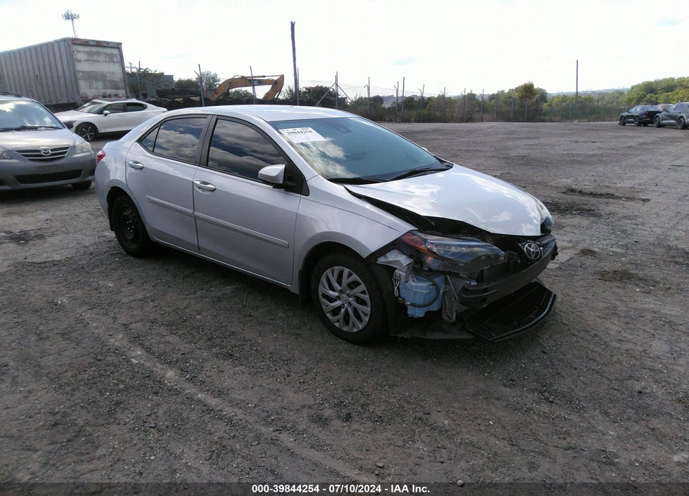 2017 TOYOTA COROLLA LE VIN: 2T1BURHE0HC835793