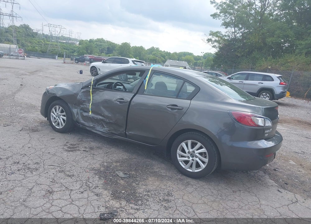 2013 MAZDA 3 I TOURING VIN: JM1BL1VP8D1834903