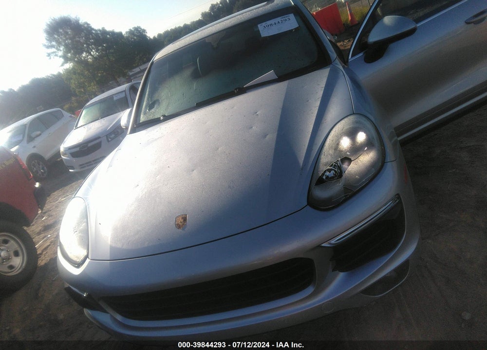 2016 PORSCHE CAYENNE E-HYBRID S VIN: WP1AE2A22GLA62122