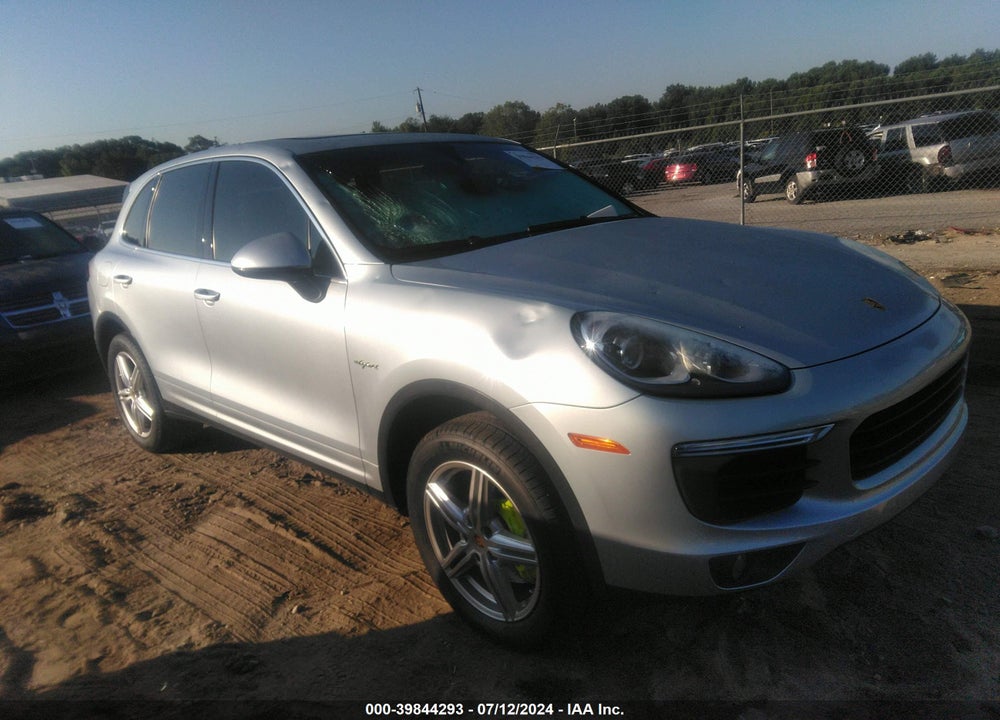 2016 PORSCHE CAYENNE E-HYBRID S VIN: WP1AE2A22GLA62122
