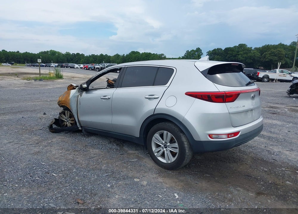 2018 KIA SPORTAGE LX VIN: KNDPM3AC9J7449036