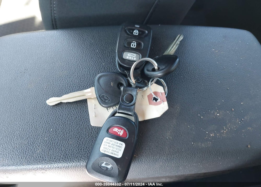 2018 HYUNDAI ELANTRA SE VIN: 5NPD74LFXJH354326