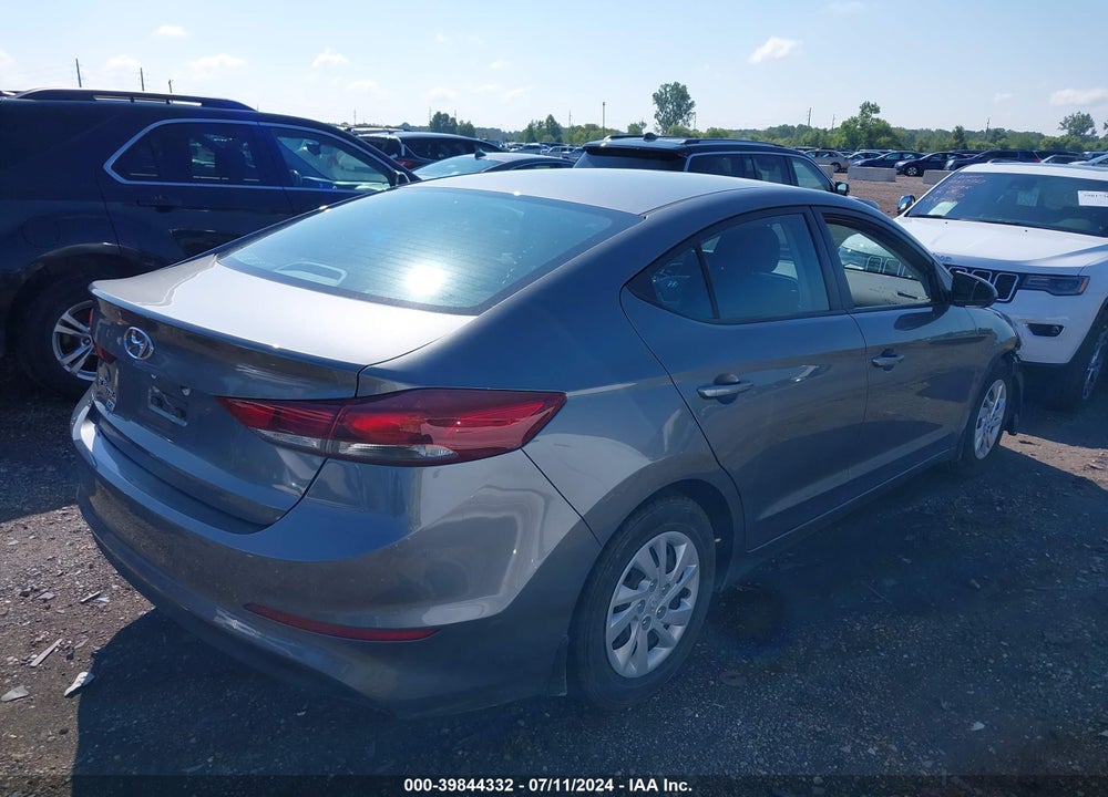 2018 HYUNDAI ELANTRA SE VIN: 5NPD74LFXJH354326