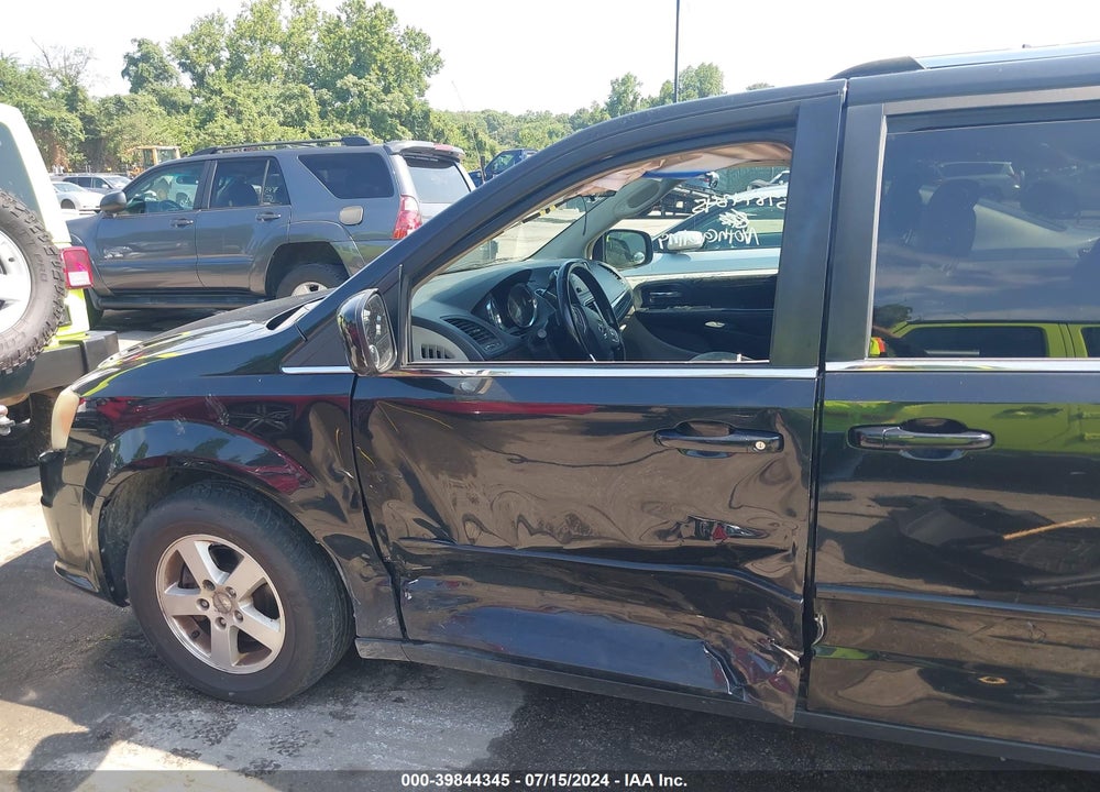 2011 DODGE GRAND CARAVAN CREW VIN: 2D4RN5DG0BR693709