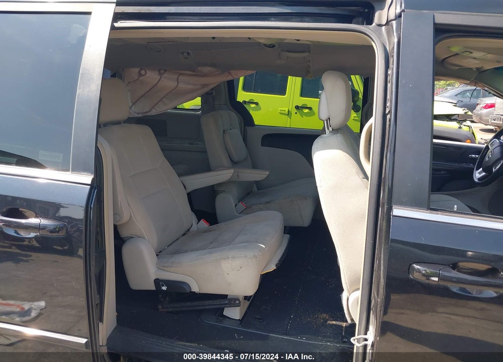 2011 DODGE GRAND CARAVAN CREW VIN: 2D4RN5DG0BR693709