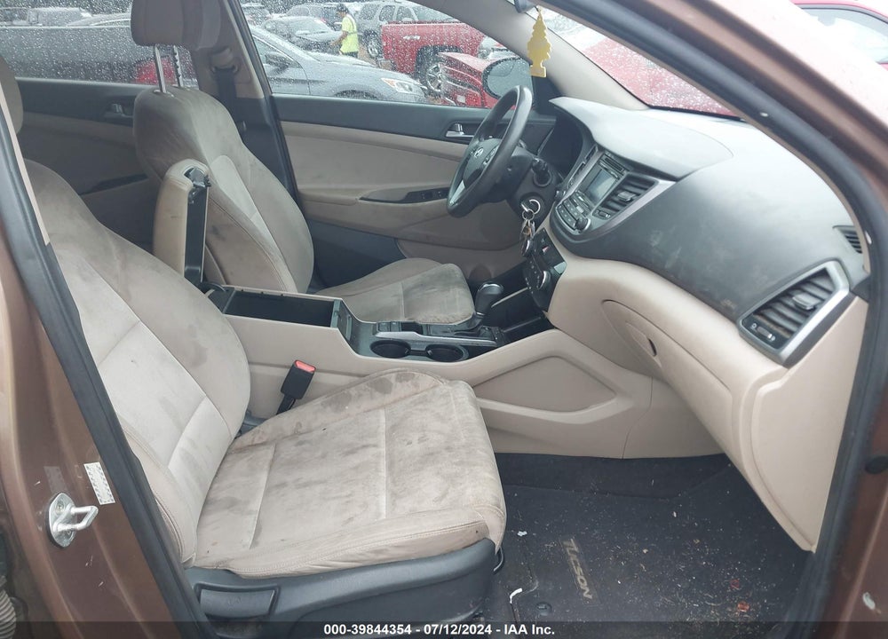 2017 HYUNDAI TUCSON ECO VIN: KM8J33A26HU372102