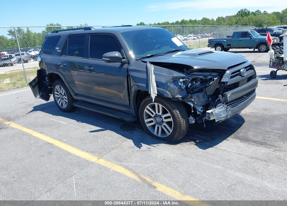 2024 TOYOTA 4RUNNER TRD SPORT VIN: JTEAU5JR0R5311197