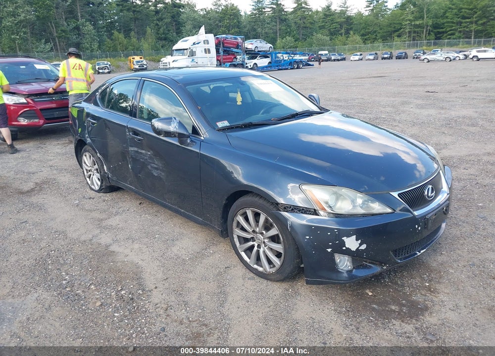 2006 LEXUS IS 250 VIN: JTHCK262462008030