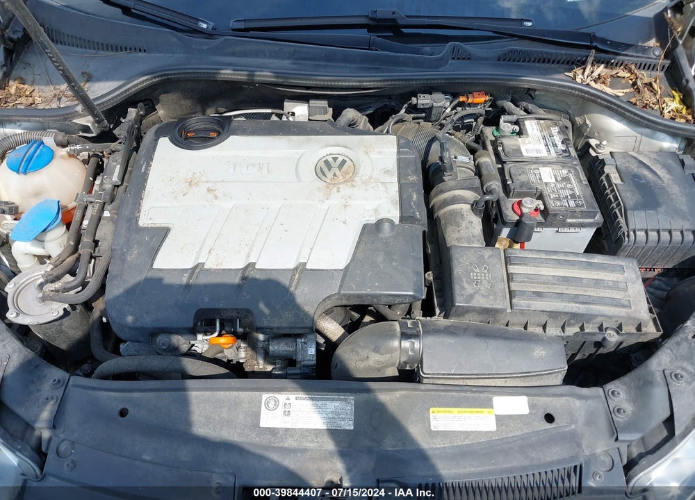 2014 VOLKSWAGEN JETTA SPORTWAGEN 2.0L TDI VIN: 3VWPL7AJXEM605585
