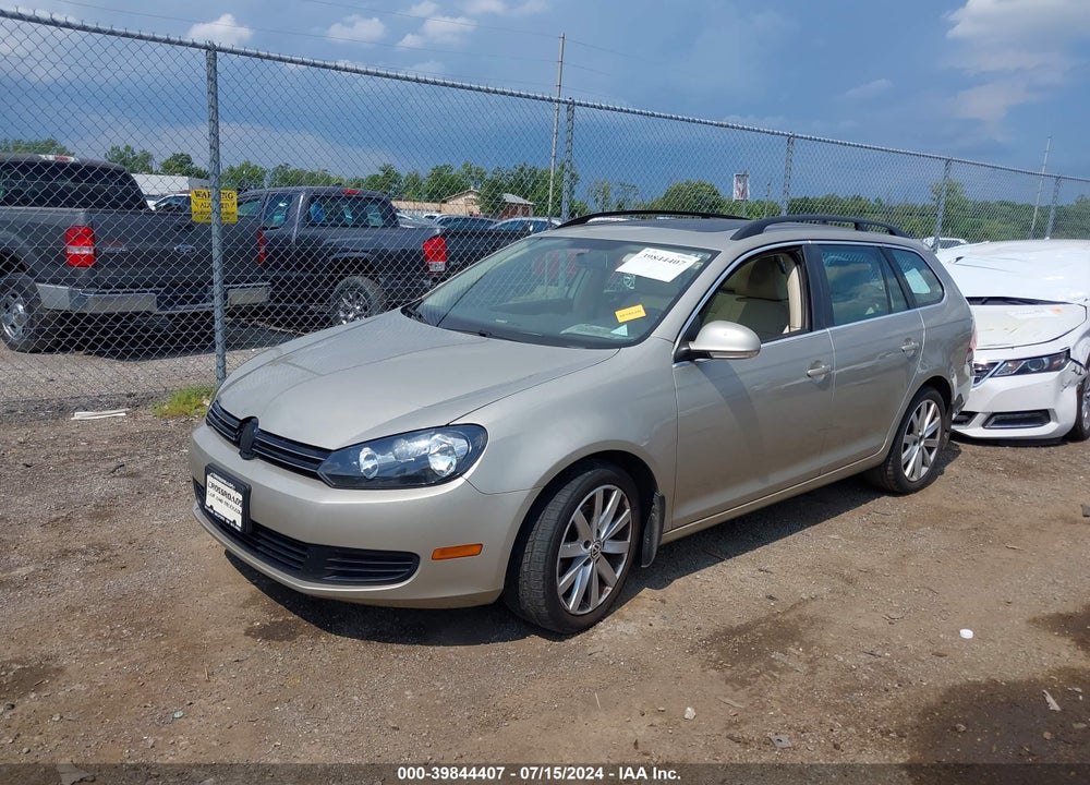 2014 VOLKSWAGEN JETTA SPORTWAGEN 2.0L TDI VIN: 3VWPL7AJXEM605585