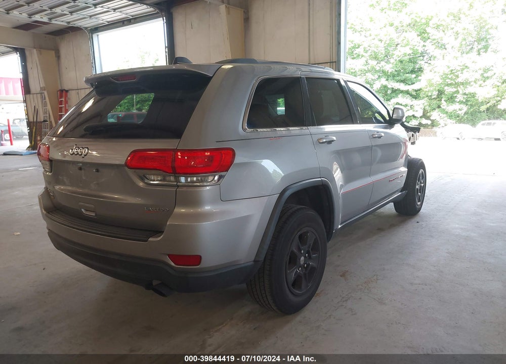 2015 JEEP GRAND CHEROKEE LAREDO VIN: 1C4RJFAG3FC205158