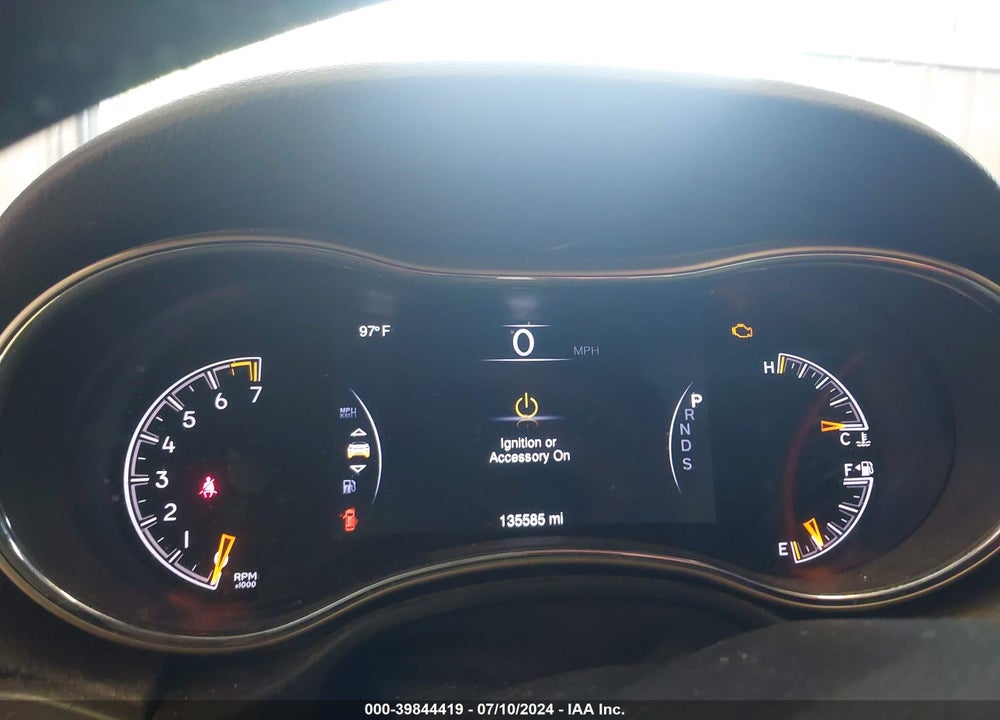 2015 JEEP GRAND CHEROKEE LAREDO VIN: 1C4RJFAG3FC205158