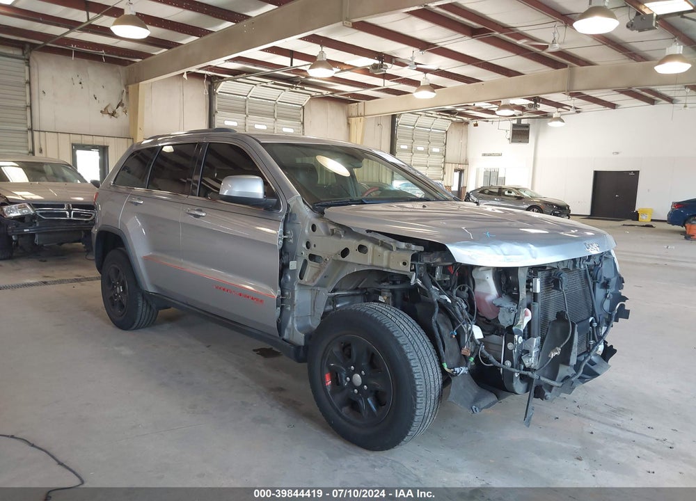 2015 JEEP GRAND CHEROKEE LAREDO VIN: 1C4RJFAG3FC205158