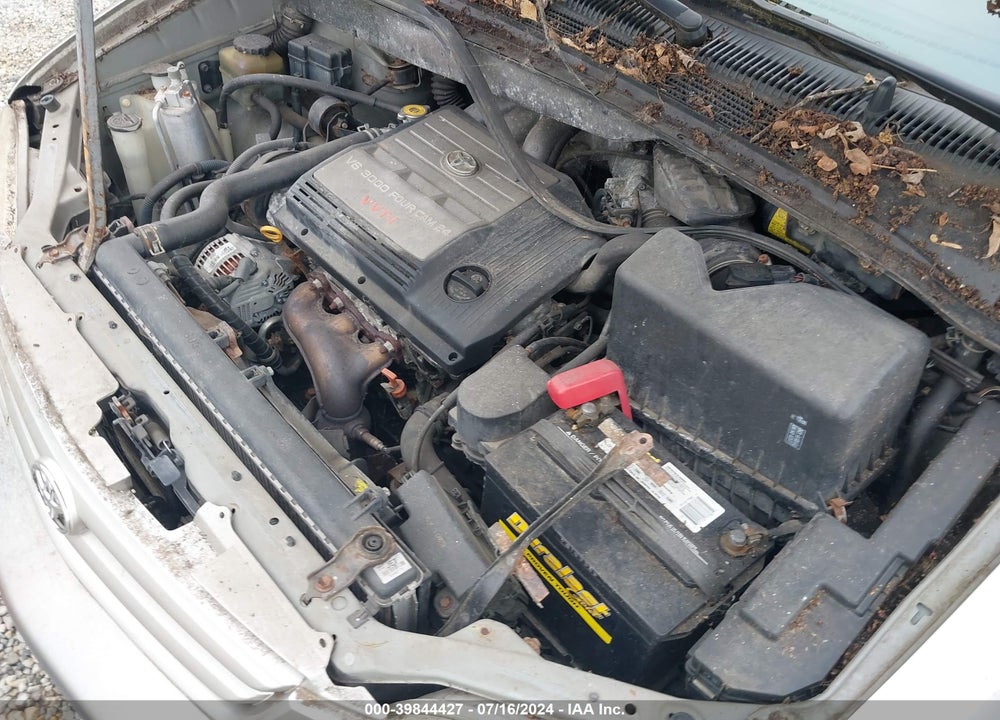 2002 TOYOTA SIENNA XLE VIN: 4T3ZF13C22U450006