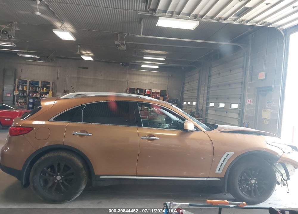 2009 INFINITI FX35 VIN: JNRAS18W89M155575