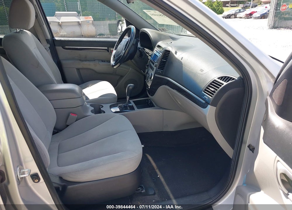 2009 HYUNDAI SANTA FE GLS VIN: 5NMSG13D89H271443