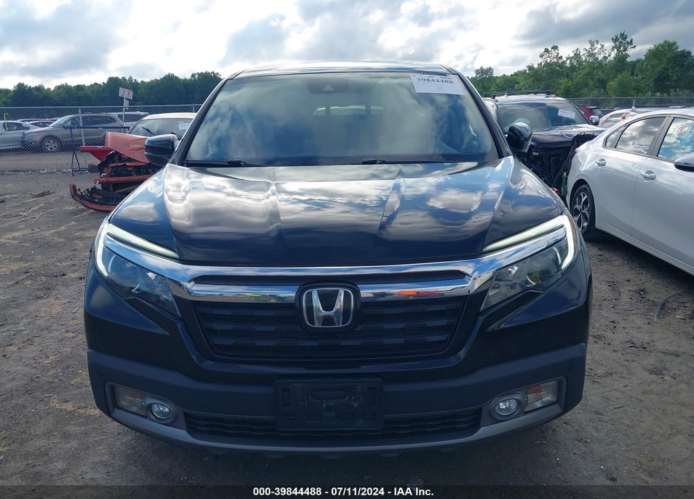 2019 HONDA RIDGELINE RTL-E VIN: 5FPYK3F70KB017637