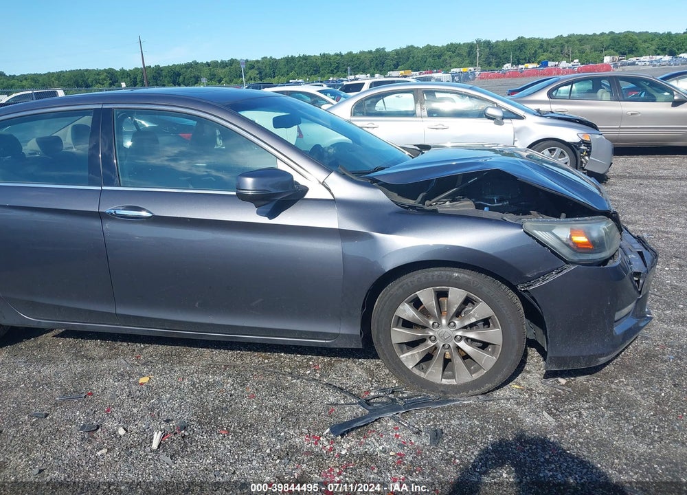 2013 HONDA ACCORD EX-L V-6 VIN: 1HGCR3F82DA005462