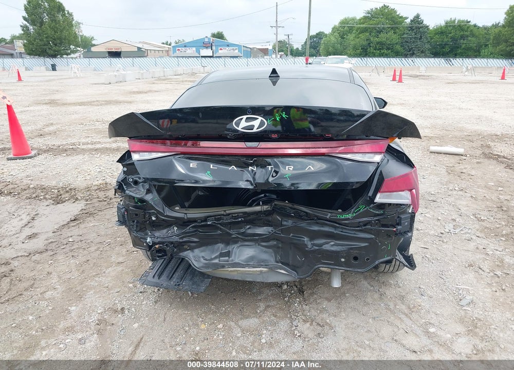 2024 HYUNDAI ELANTRA SE VIN: KMHLL4DG5RU767167
