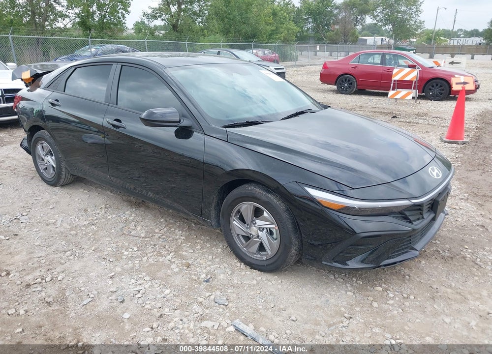 2024 HYUNDAI ELANTRA SE VIN: KMHLL4DG5RU767167