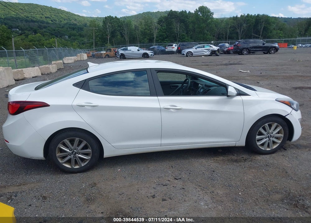 2014 HYUNDAI ELANTRA SE VIN: 5NPDH4AE7EH489602