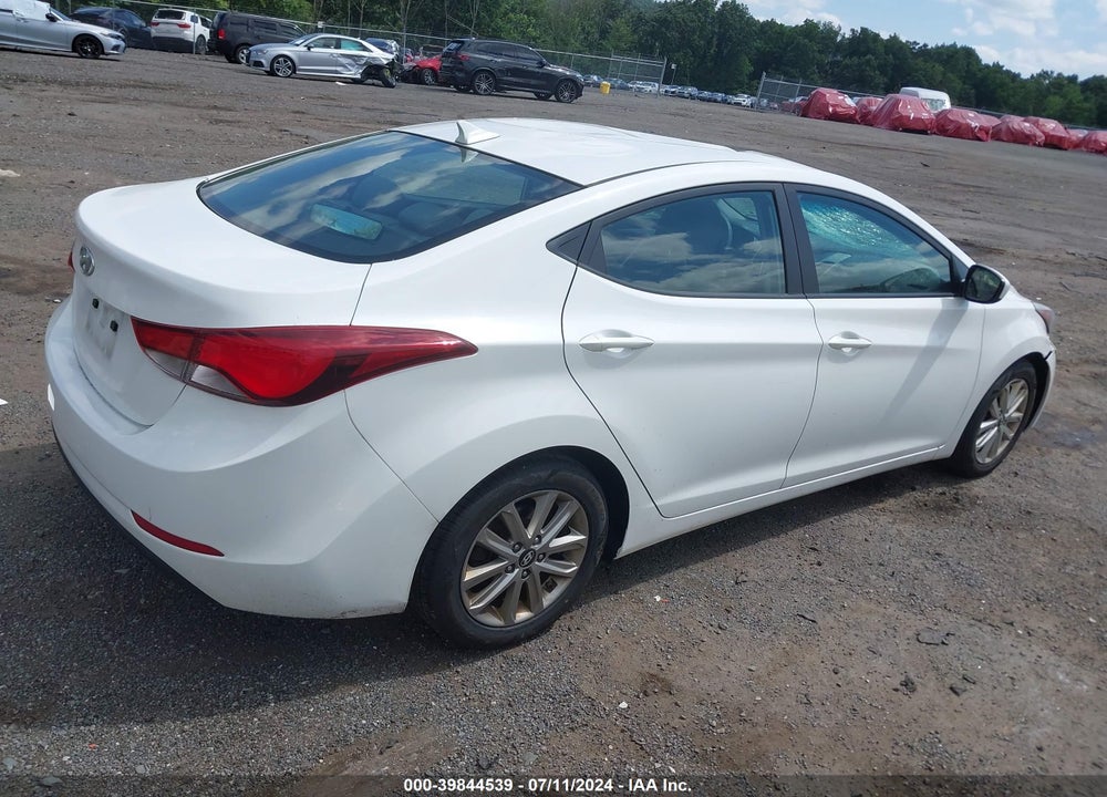 2014 HYUNDAI ELANTRA SE VIN: 5NPDH4AE7EH489602