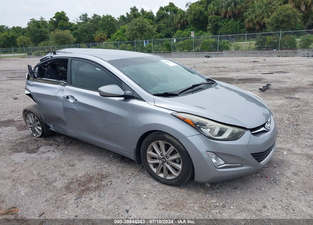 2016 HYUNDAI ELANTRA SE VIN: 5NPDH4AE3GH735127
