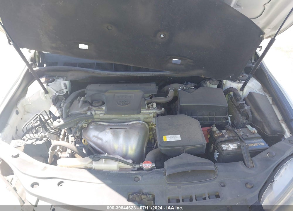 2016 TOYOTA CAMRY SE VIN: 4T1BF1FKXGU527581